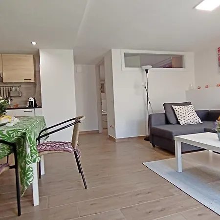 Vacanze Nella Casetta Apartment Pula