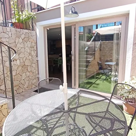 Apartment Vacanze Nella Casetta *