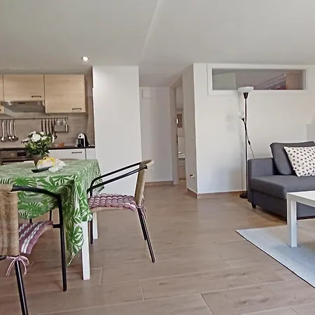 Apartment Vacanze Nella Casetta Pula